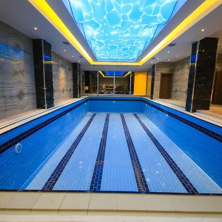 酒店 Aymira & Gereniz