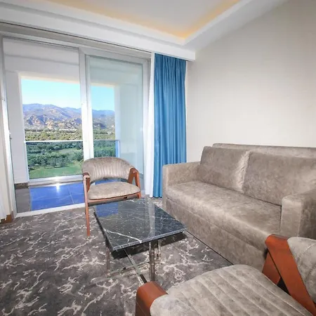 Aymira & 酒店 Gereniz