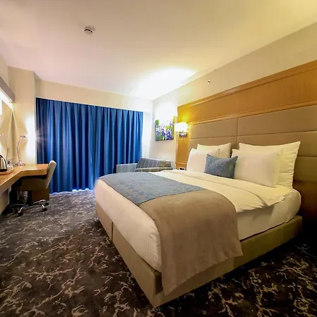 Aymira & 酒店 Gereniz