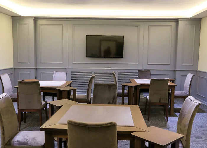 Szálloda Aymira & 3*