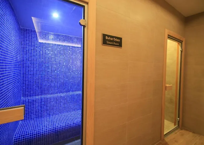 Szálloda Aymira & 3*