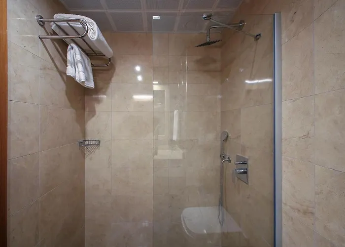 Szálloda Aymira & Gereniz