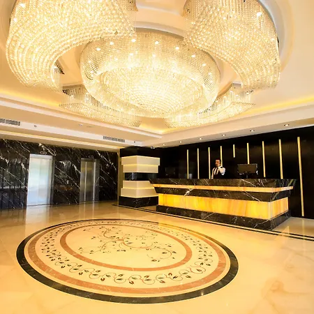 Hotel Aymira &