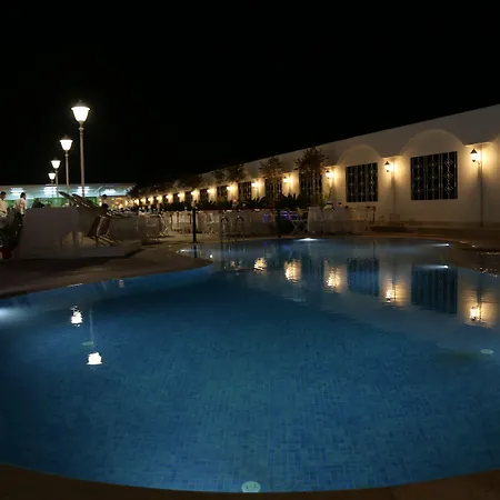 Hotel Aymira &