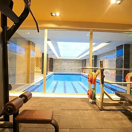 Hotel Aymira &