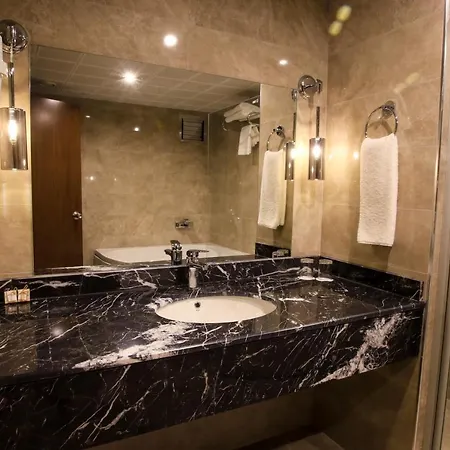 Hotel Aymira &