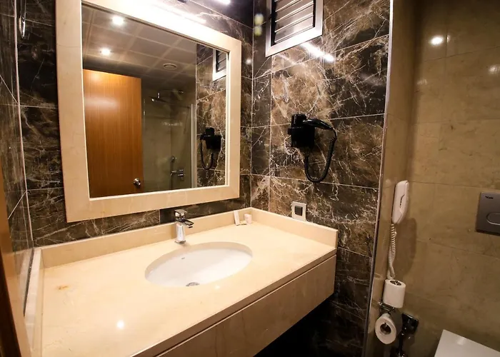 Hotel Aymıra Hotel&spa 3*